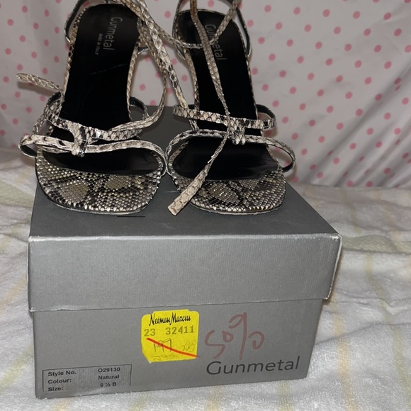 Gunmetal Heels snake skin - Picture 7 of 7